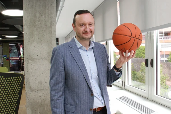 Sergio Garcés: pasión por el baloncesto y liderazgo en equipo